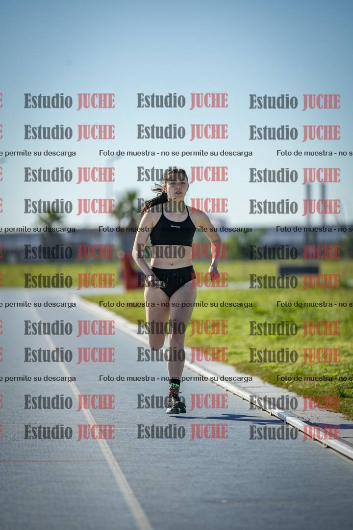 Fotos de las Postas 4x400 m de mujeres y varones