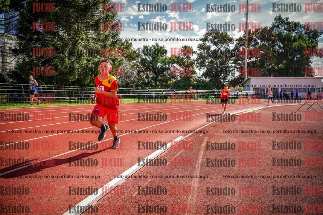 Fotos de los 1000 m llanos de varones