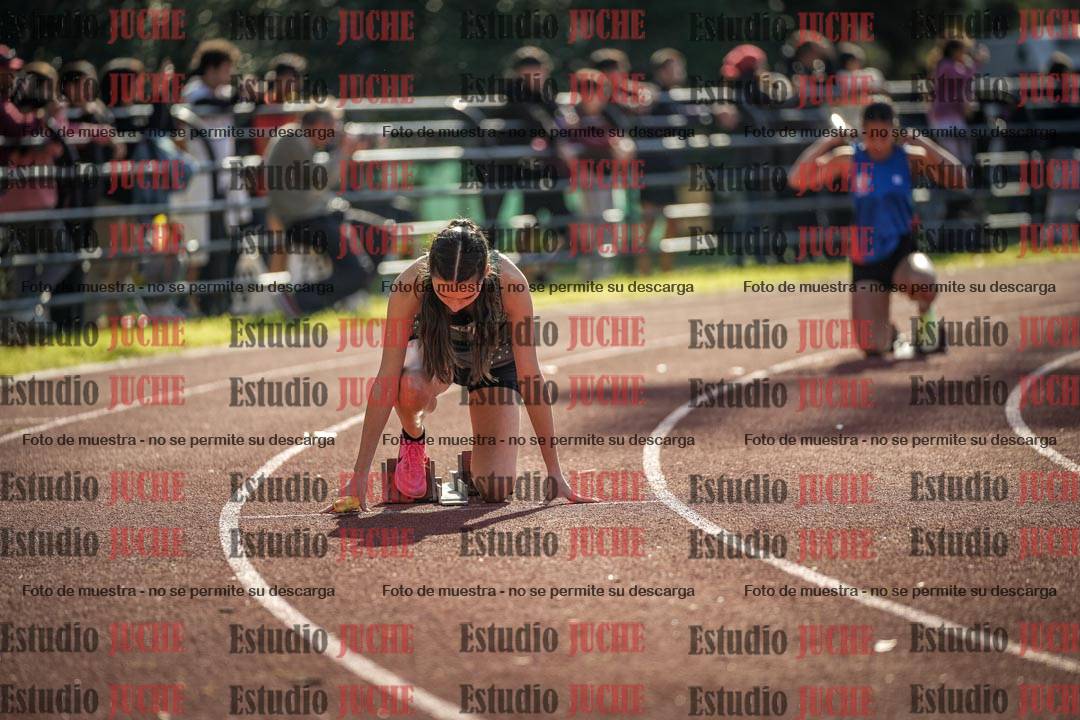 Fotos de las postas 4x400 m llanos de mujeres