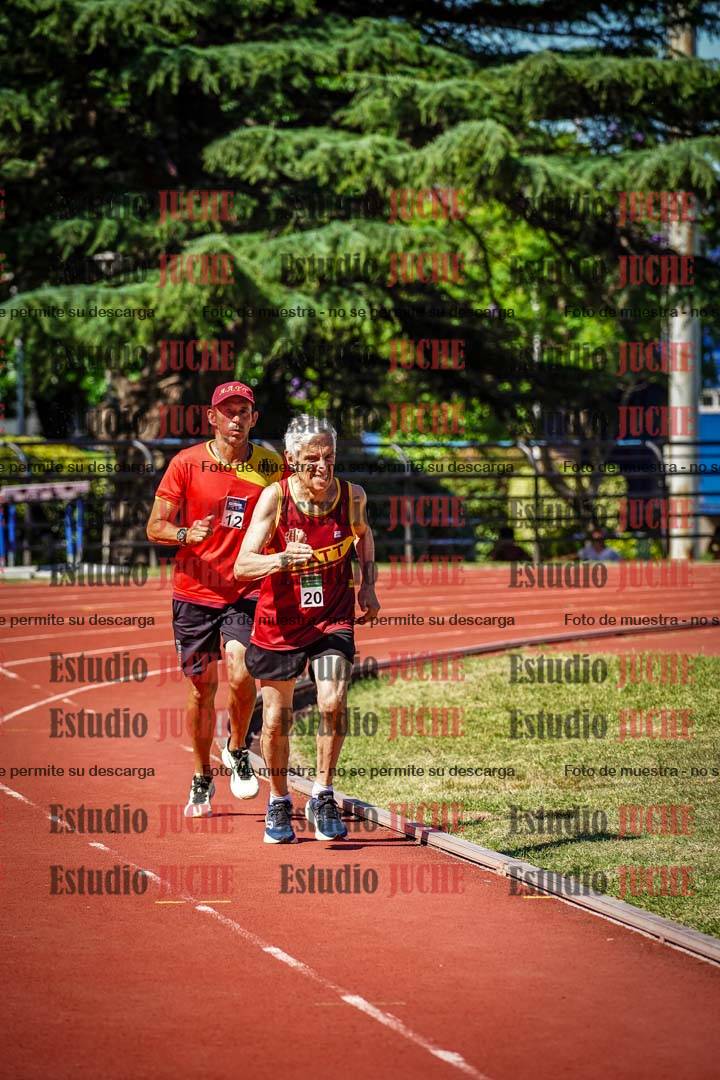 Fotos de los 800 m llanos de varones
