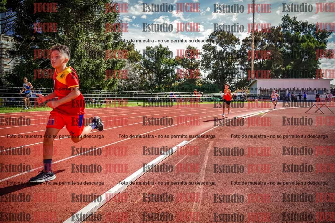 Fotos de los 1000 m llanos de varones