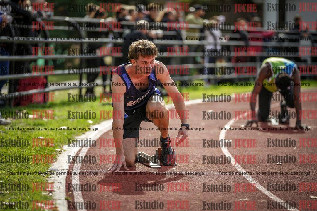 Fotos de los 400 m llanos de varones