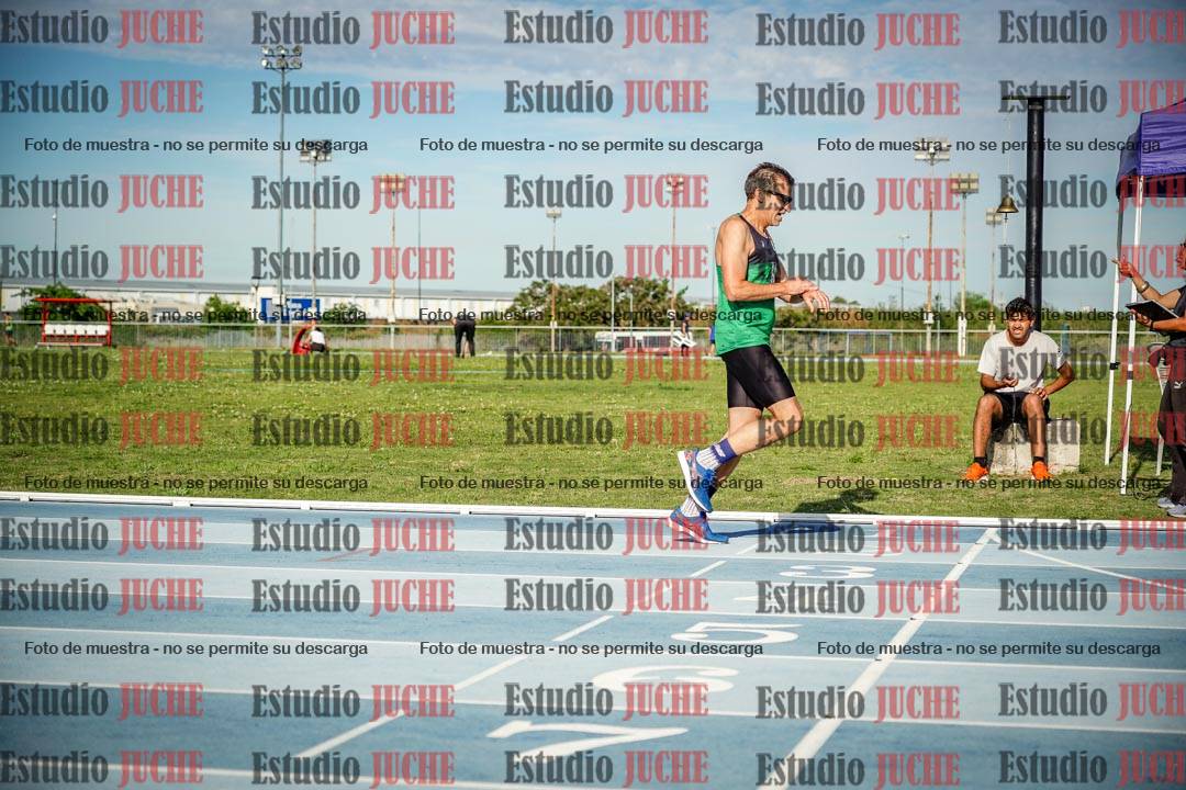 Fotos de los 1500 m llanos de varones