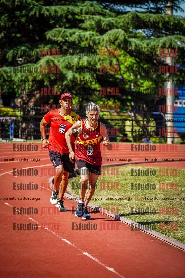 Fotos de los 800 m llanos de varones