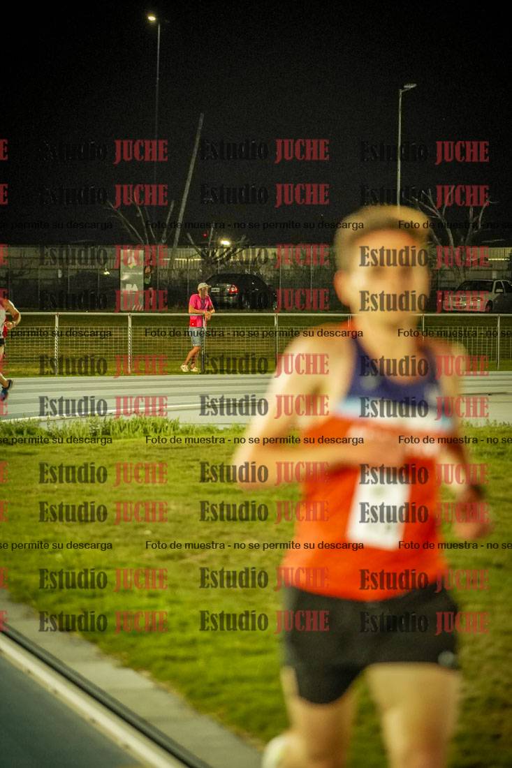 Fotos de los 3000 m llanos de varones