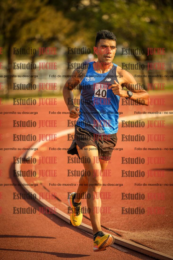 Fotos de los 5000 m llanos de mujeres y varones