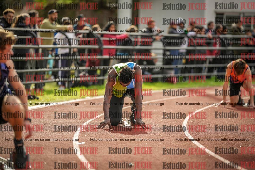 Fotos de los 400 m llanos de varones