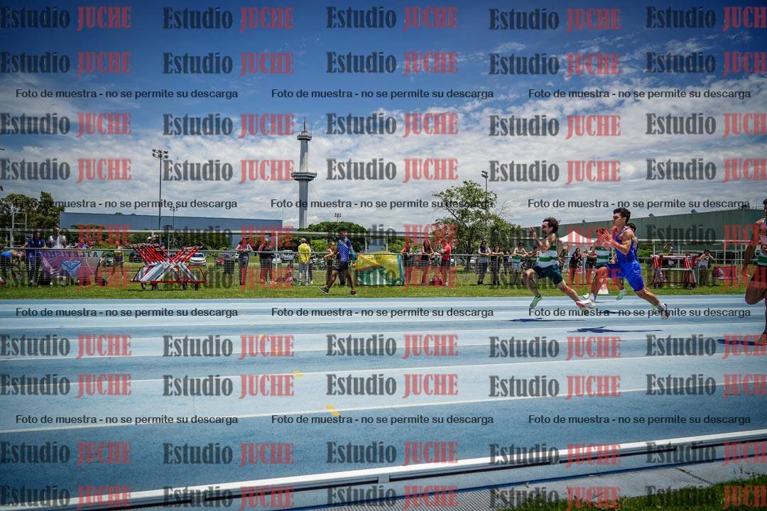 Fotos de los 100 m llanos de varones