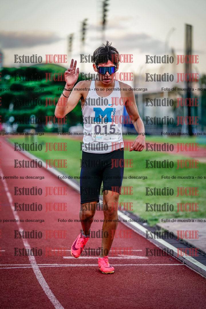 Fotos de los 1500 m llanos de varones