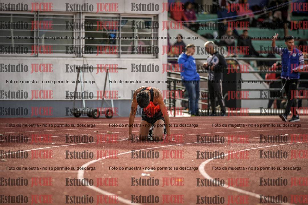 Fotos de los 400 m llanos de varones