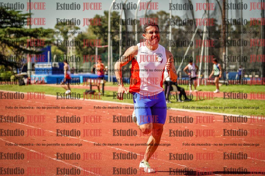 Fotos de los 400 m llanos de varones