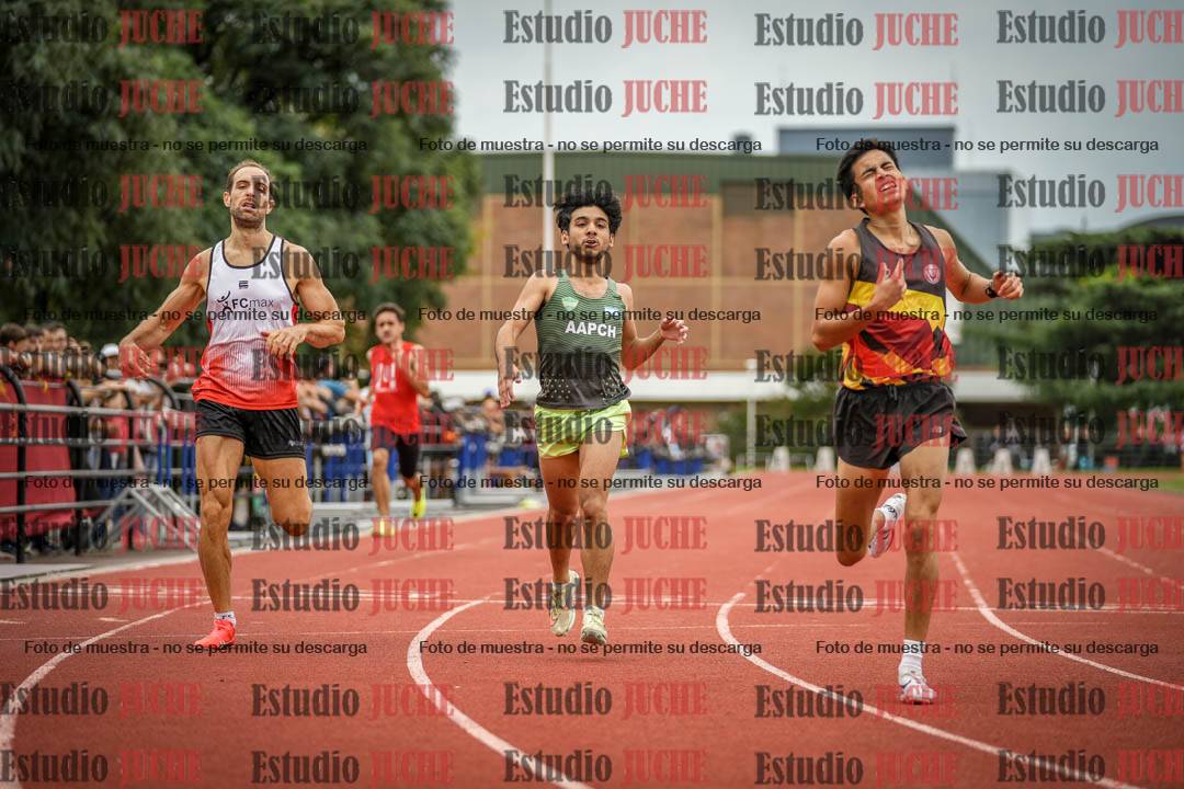 Fotos de los 400 m llanos de varones