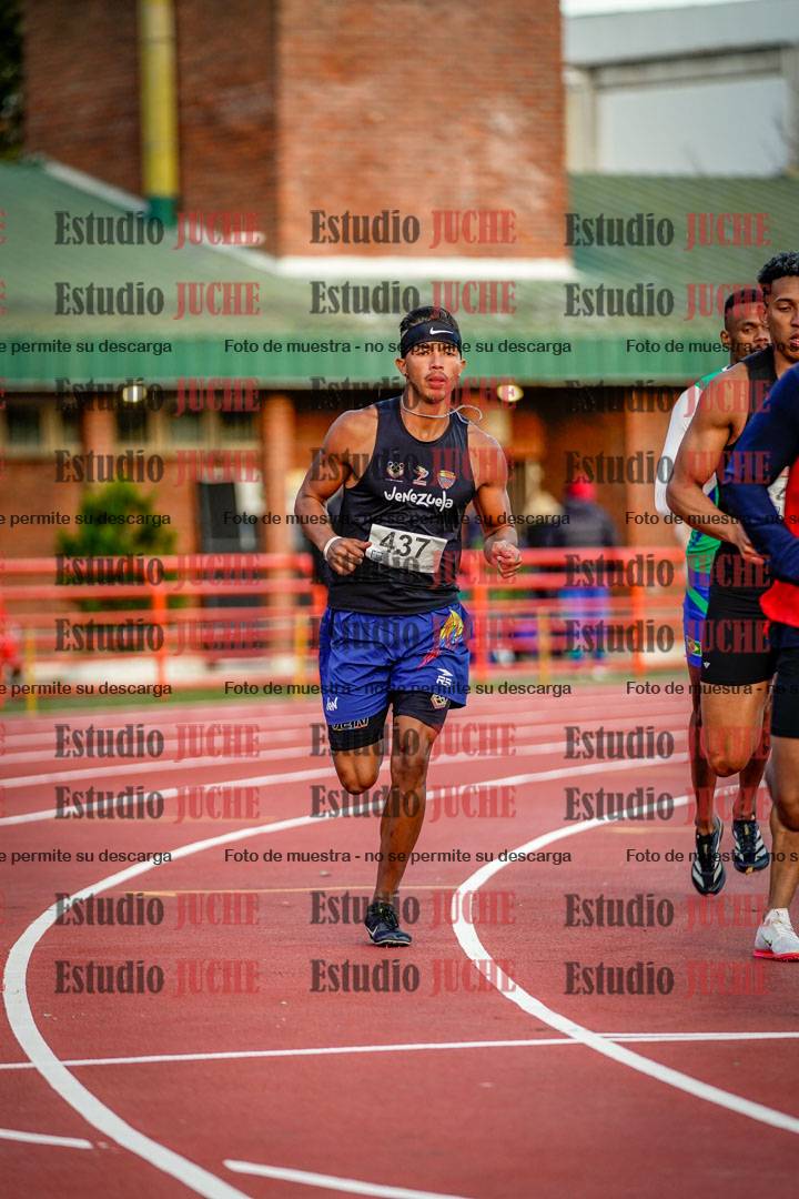 Fotos de los 1500 m llanos de varones - deca 10