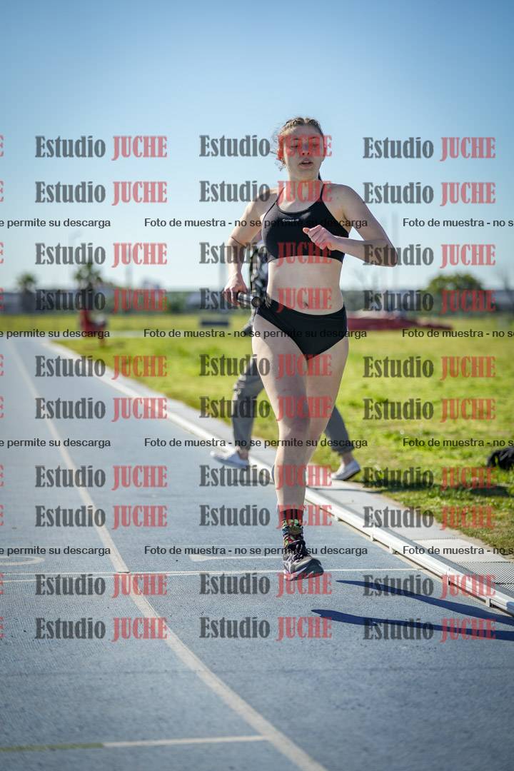 Fotos de las Postas 4x400 m de mujeres y varones