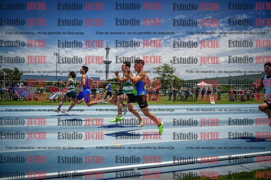 Fotos de los 100 m llanos de varones