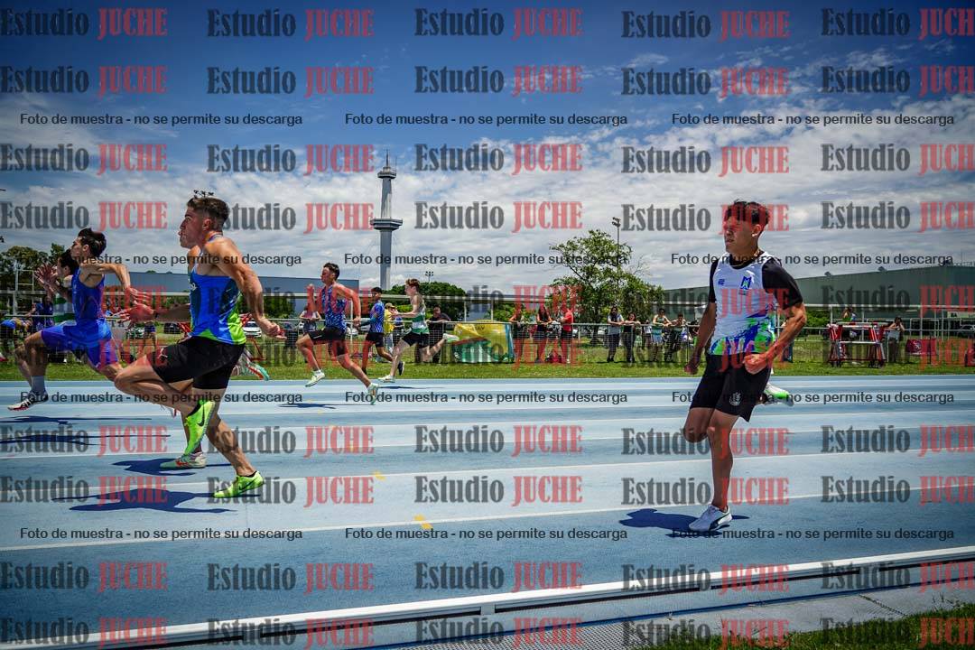 Fotos de los 100 m llanos de varones