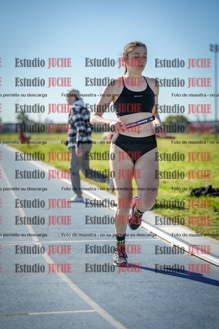 Fotos de las Postas 4x400 m de mujeres y varones