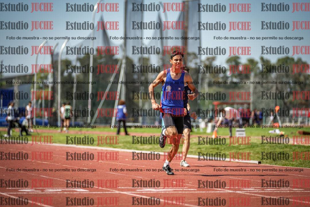 Fotos de los 400 m llanos de varones
