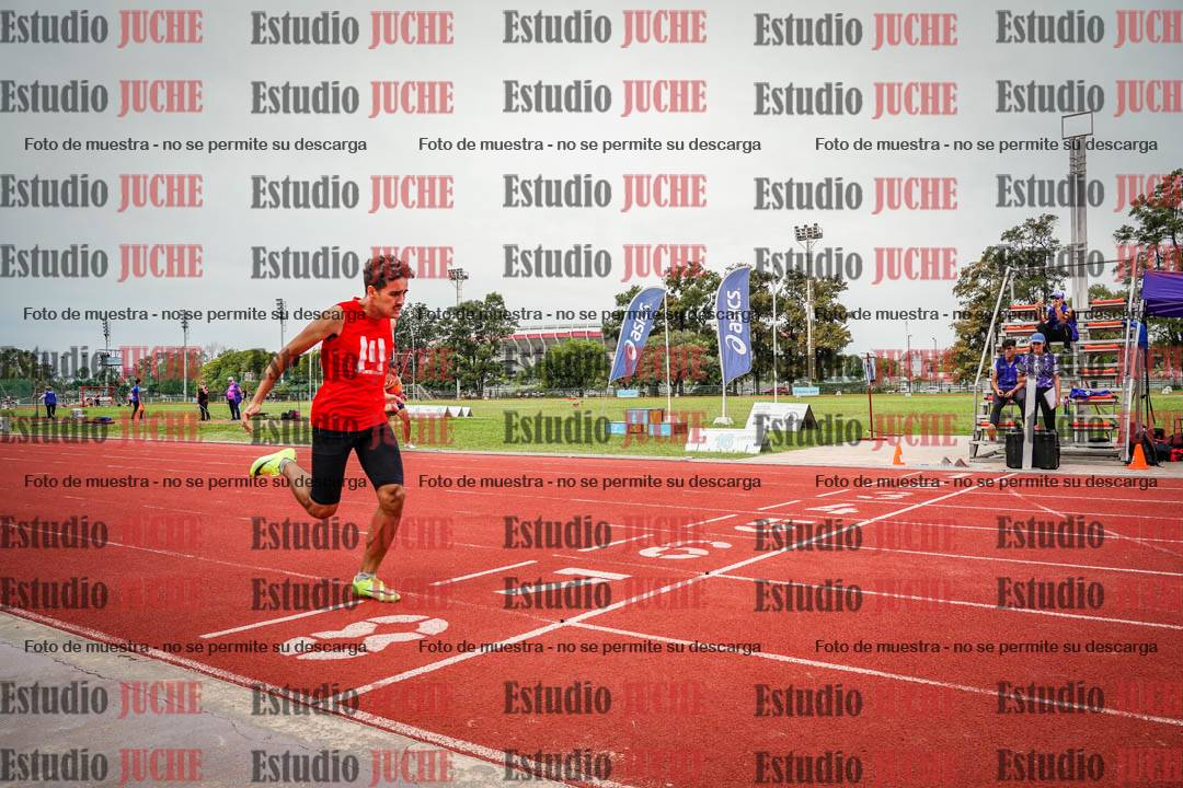 Fotos de los 400 m llanos de varones