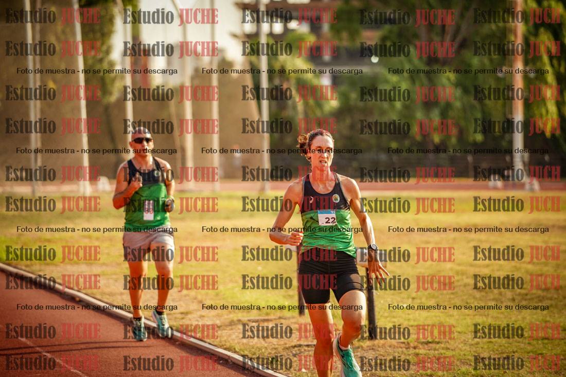 Fotos de los 5000 m llanos de mujeres y varones