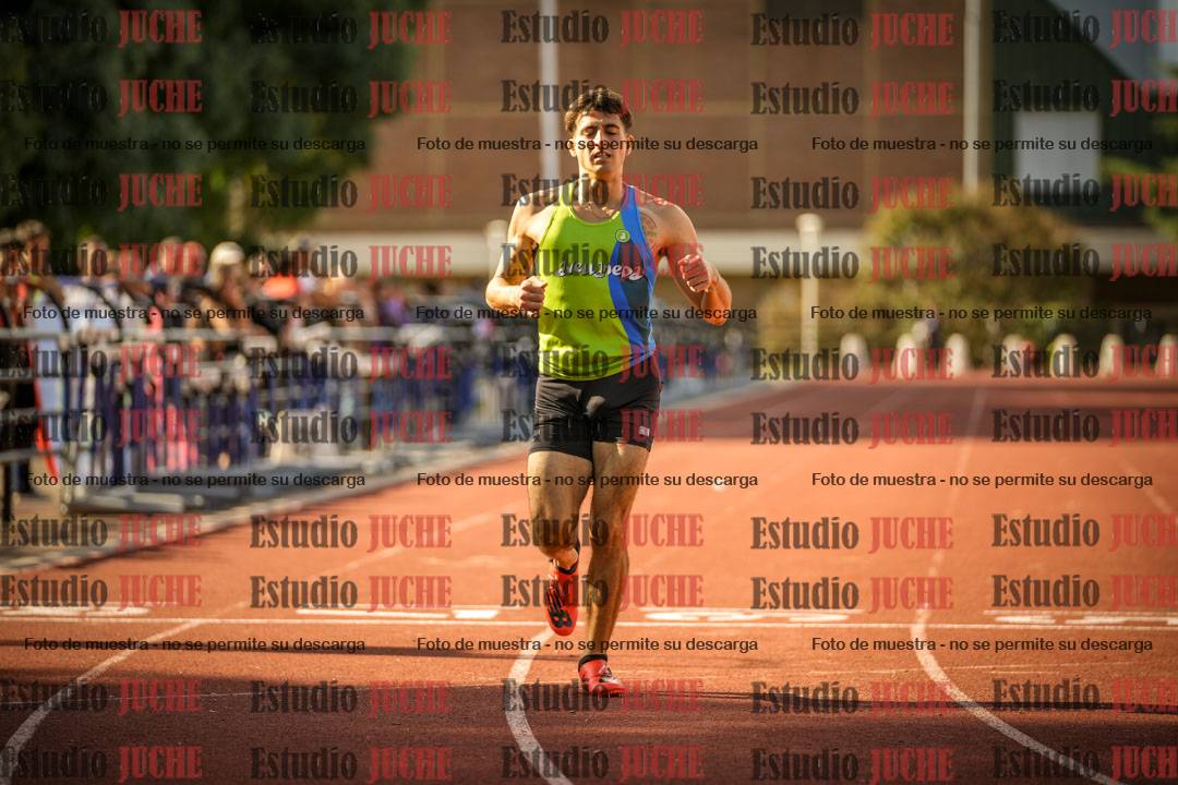 Fotos de los 400 m llanos de varones