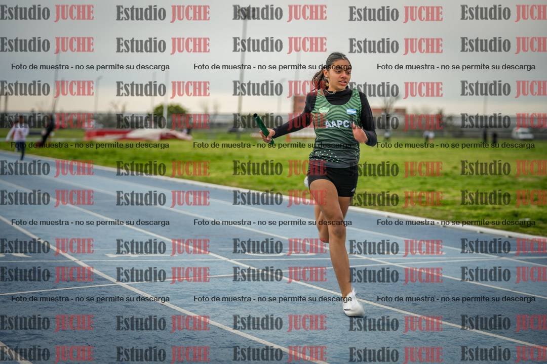 Fotos de las postas 5x80 m de mujeres - U14 - FINAL