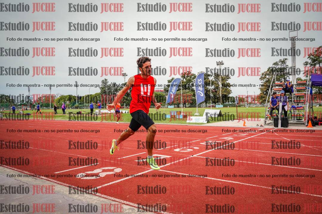 Fotos de los 400 m llanos de varones