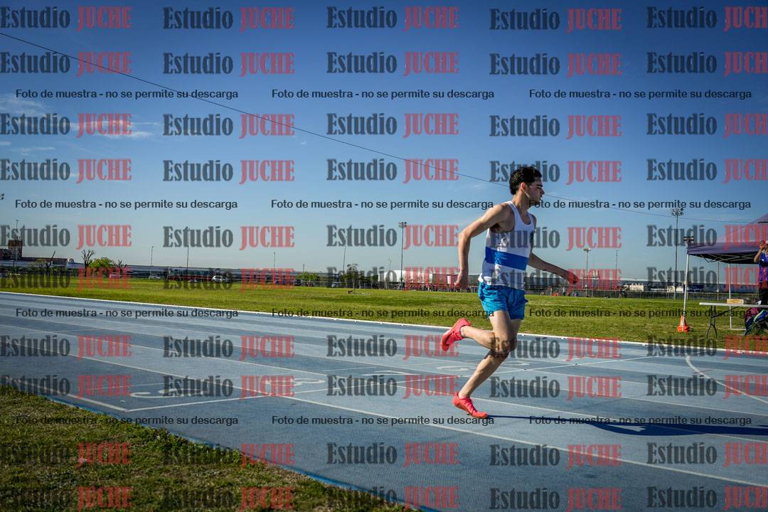 Fotos de los 100 m llanos de varones - FINAL
