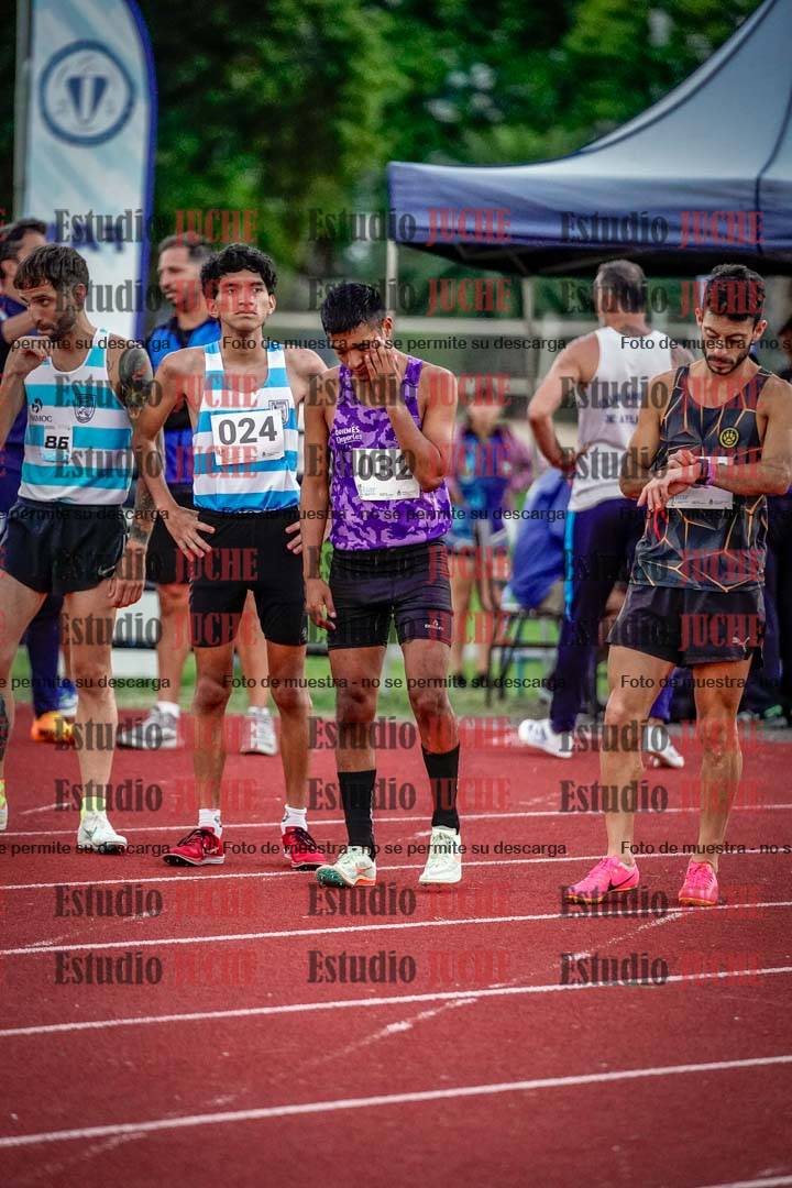 Fotos de los 1500 m llanos de varones