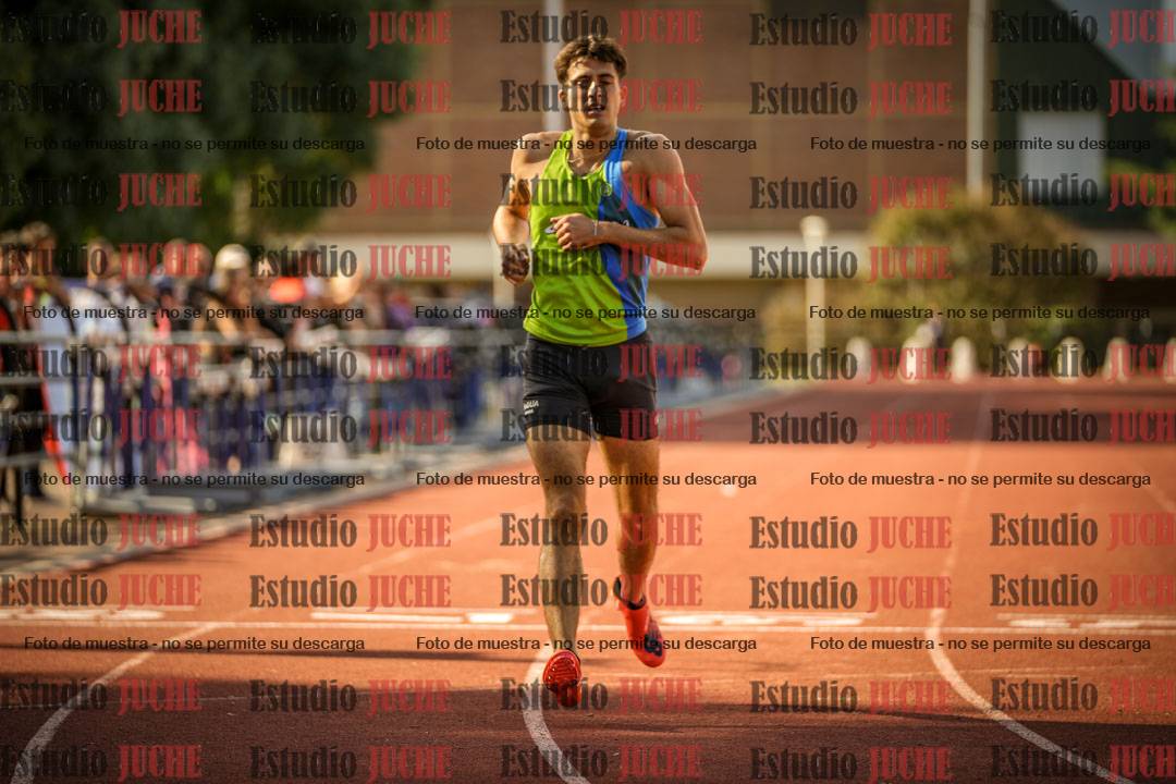 Fotos de los 400 m llanos de varones
