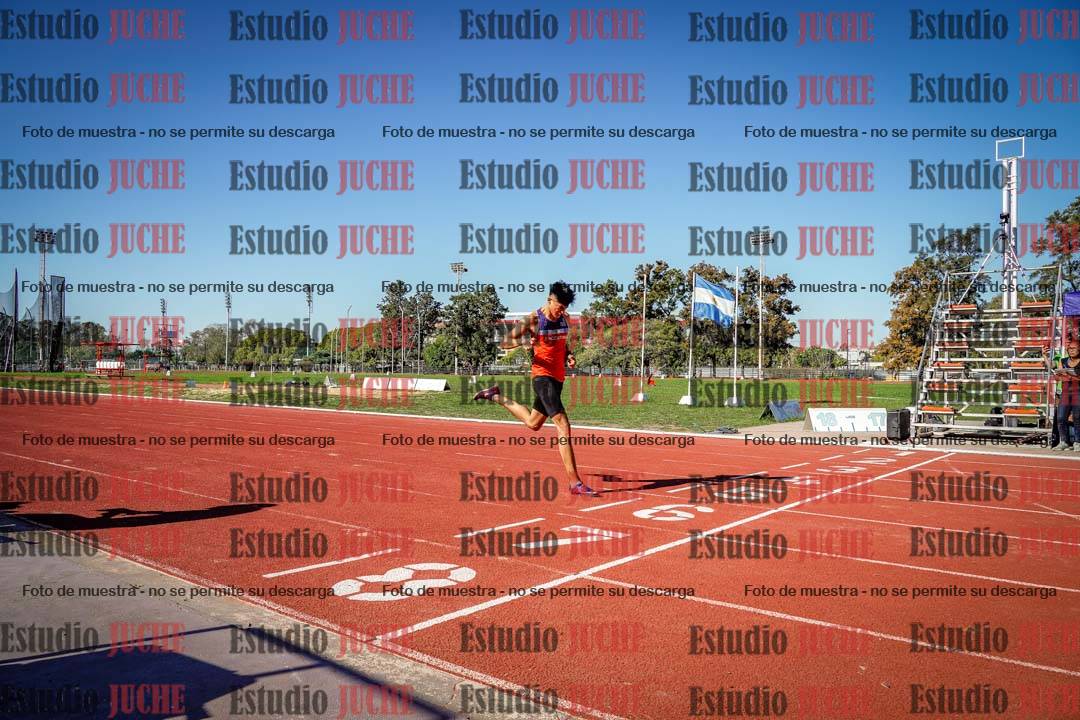 Fotos de los 400 m llanos de varones