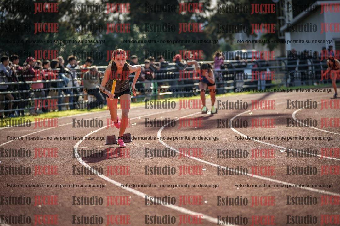 Fotos de las postas 4x400 m llanos de mujeres