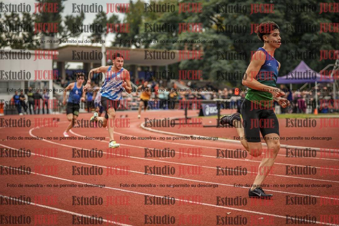 Fotos de los 400 m llanos de varones - FINAL