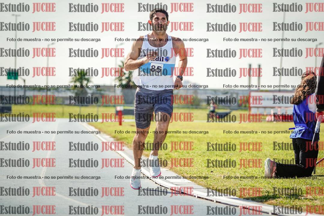 Fotos de los 3000 m llanos de varones