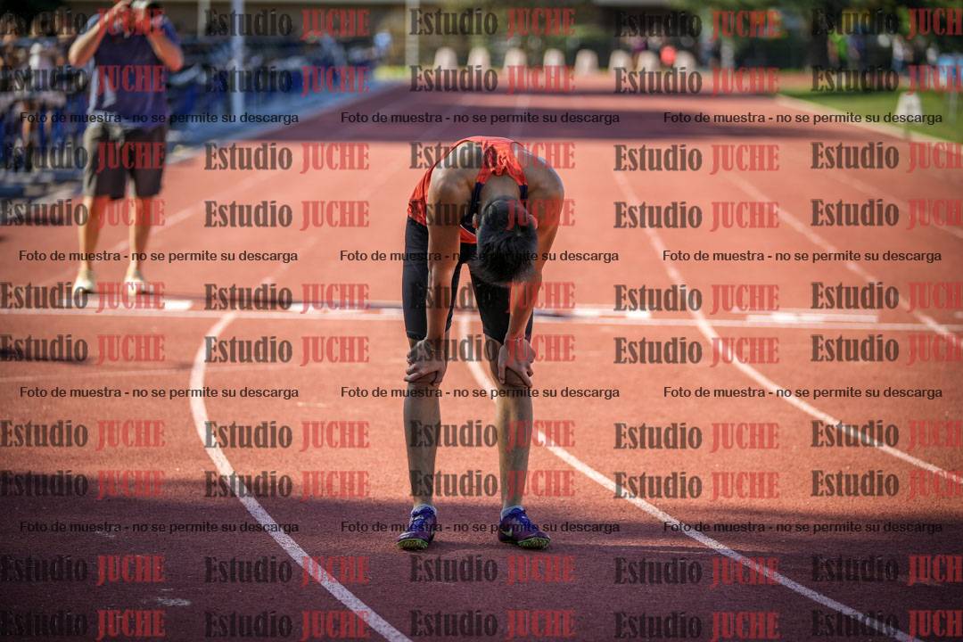 Fotos de los 400 m llanos de varones