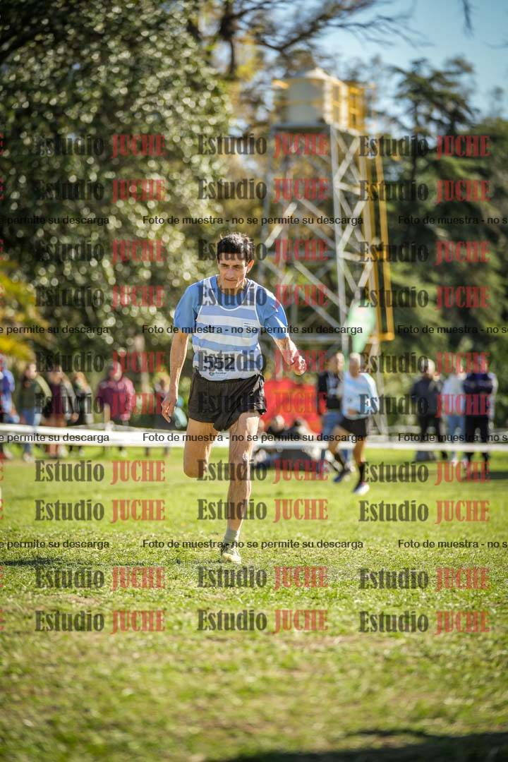 Fotos de la llegada del cross de 1500 m