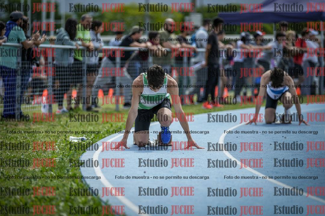 Fotos de los 400 m llanos de varones