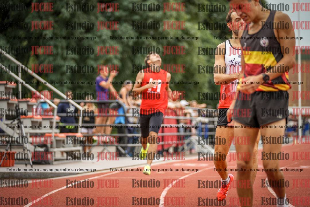 Fotos de los 400 m llanos de varones