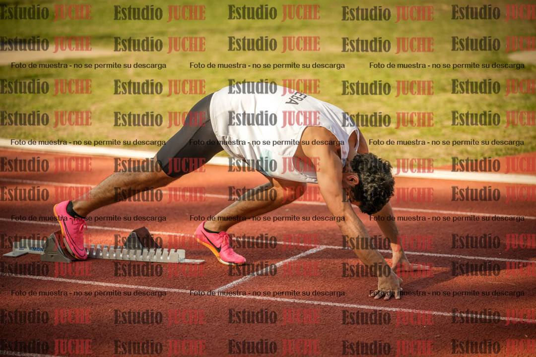 Fotos de los 400 m llanos de varones