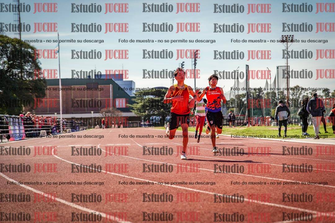 Fotos de los 200 m llanos de varones