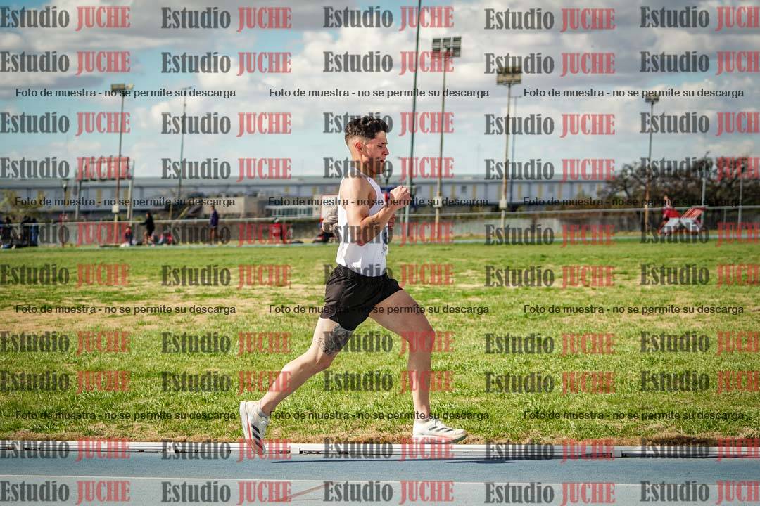 Fotos de los 5000 m llanos de varones