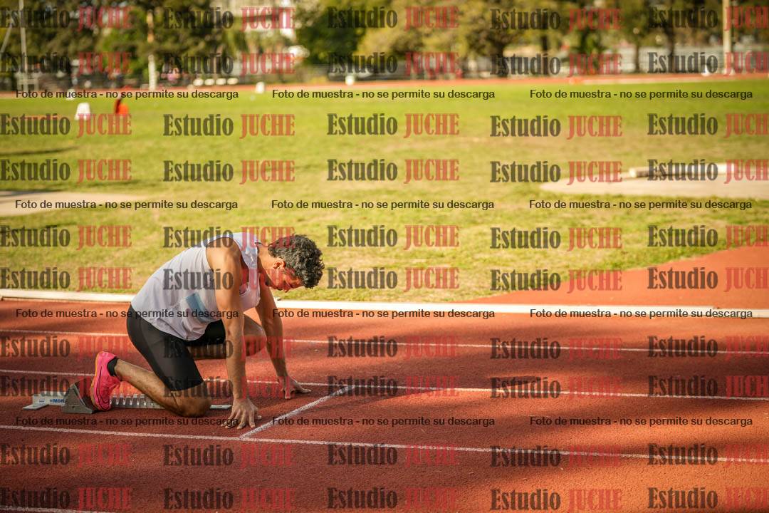Fotos de los 400 m llanos de varones