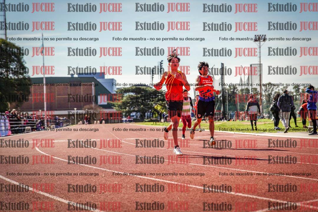 Fotos de los 200 m llanos de varones