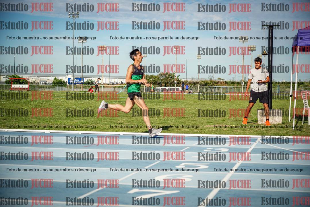 Fotos de los 1500 m llanos de varones