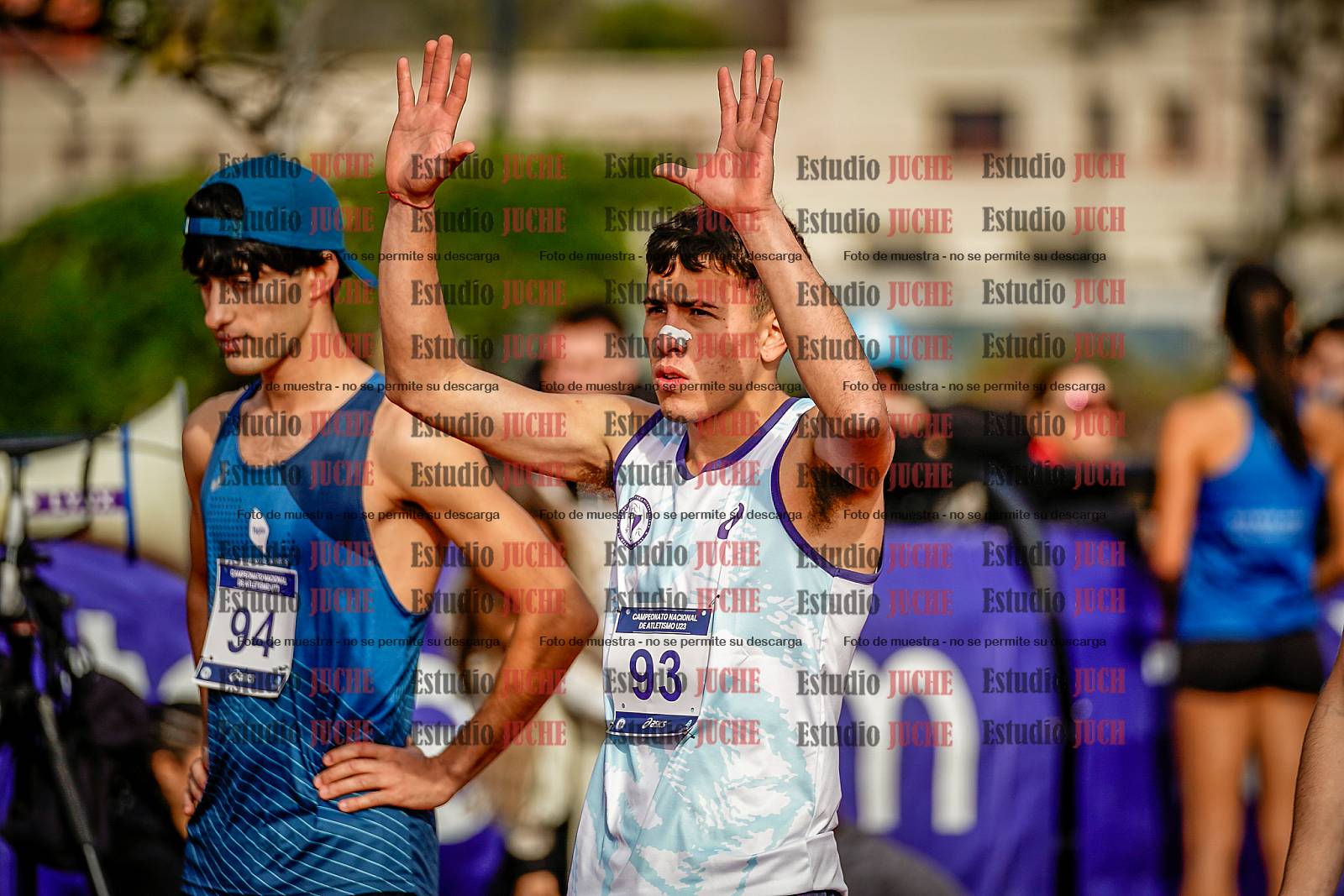Fotos de los 3000 m con obstáculos de varones