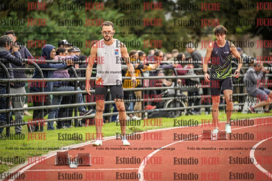 Fotos de los 400 m llanos de varones