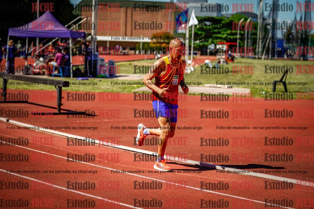 Fotos de los 800 m llanos de varones