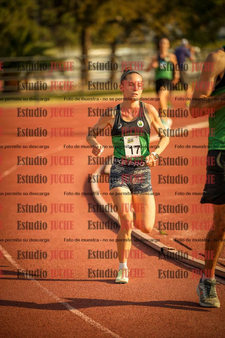 Fotos de los 5000 m llanos de mujeres y varones