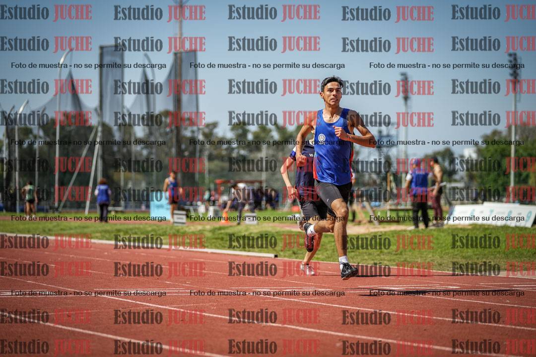 Fotos de los 400 m llanos de varones