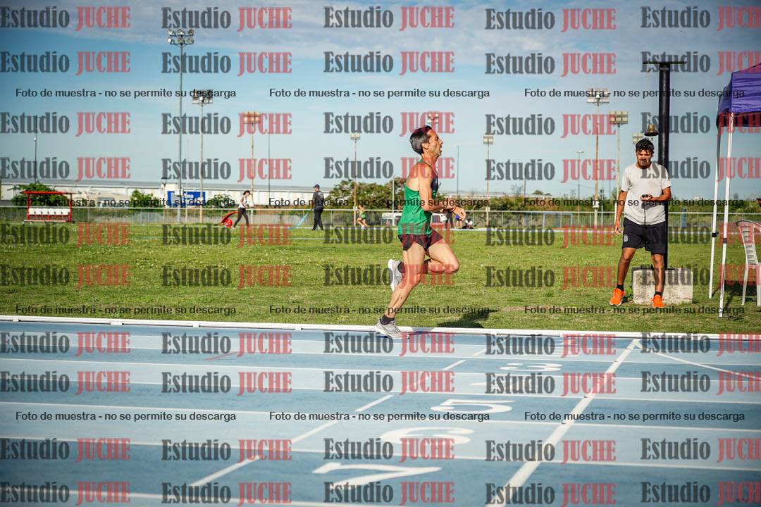 Fotos de los 1500 m llanos de varones
